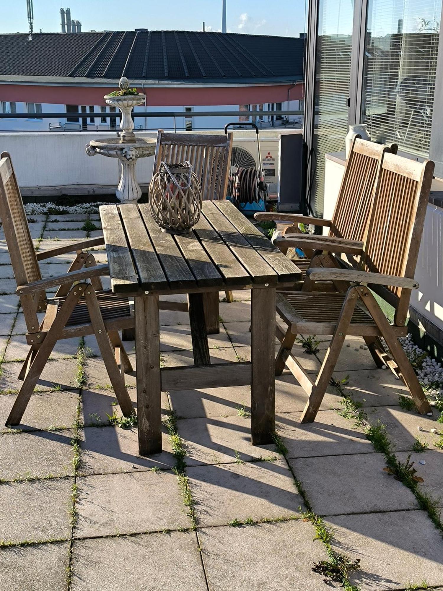 Im Herzen Von Wiesdorf- Blick Auf Das Bayer-Kreuz -Appartement Mit 2 Schlafzimmern-Fuer 3 Personen -Zentral Gelegen - Friedrich Ebert Platz 5A , 4Te Etage - Dachterrasse Und Sauna - Kaution Pflicht - Leverkusen Esterno foto
