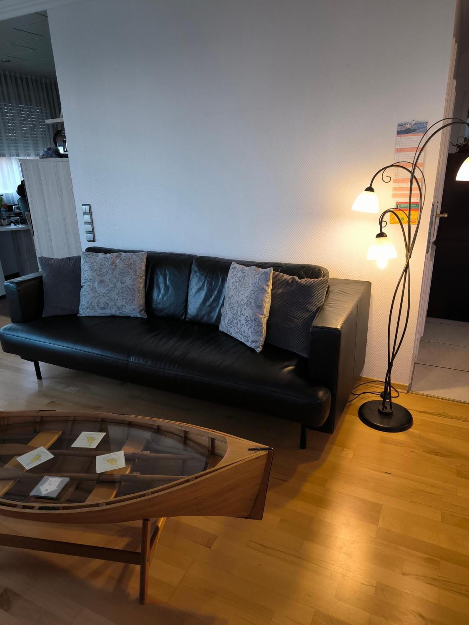 Im Herzen Von Wiesdorf- Blick Auf Das Bayer-Kreuz -Appartement Mit 2 Schlafzimmern-Fuer 3 Personen -Zentral Gelegen - Friedrich Ebert Platz 5A , 4Te Etage - Dachterrasse Und Sauna - Kaution Pflicht - Leverkusen Esterno foto